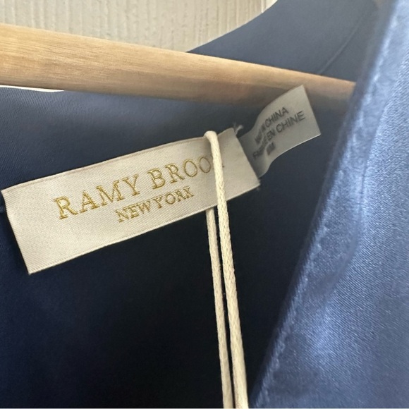 Ramy Brook Diane Romper Spring Navy Blue Long Sleeve Satin Chic Size Medium New - Picture 5 of 8